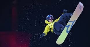 T1锁定LCK季后赛席位！kkOma教练盛赞队员表现 Gumayusi谈新英雄芸阿娜 版本分析