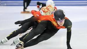 马雷斯卡：埃斯特旺像个旧时代的孩子，他不沉迷于手机和社媒