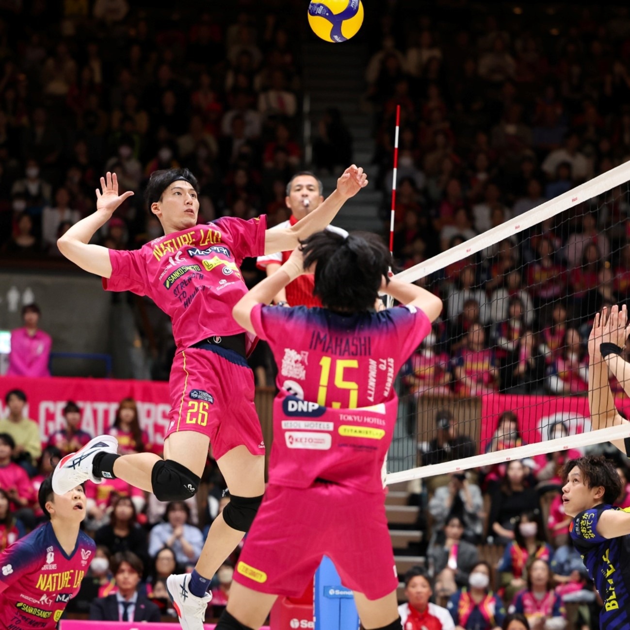 体操——世界杯安塔利亚站：男子鞍马决赛赛况